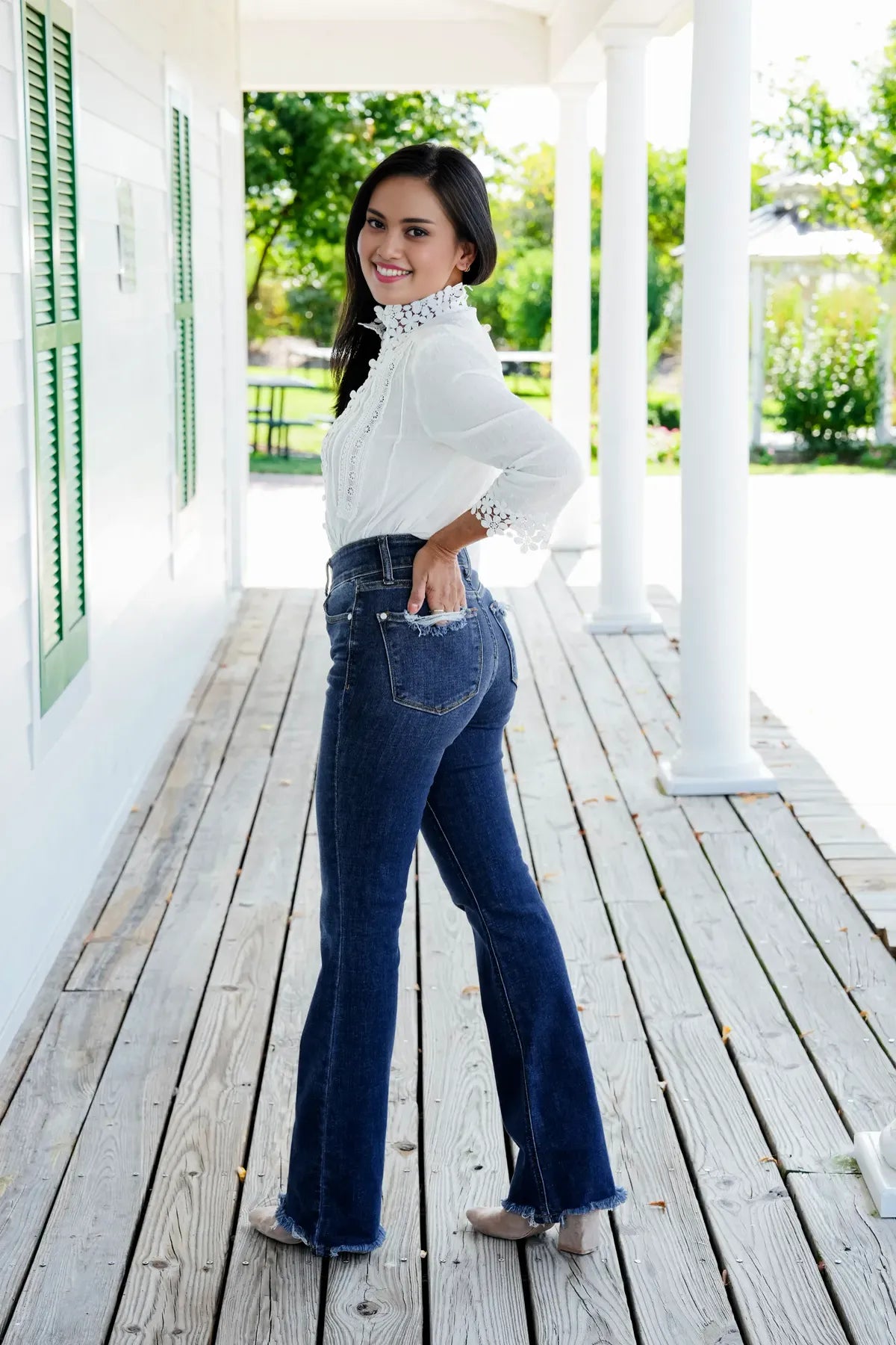 👖Hot Sale 50% Off🔥Vintage Double Button Frayed Hem Bootcut Jeans-16